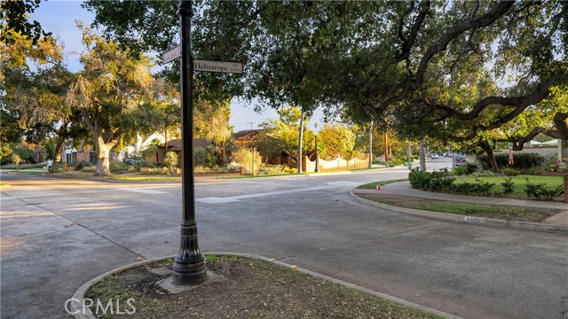 Detail Gallery Image 5 of 70 For 2510 N Park Bld, Santa Ana,  CA 92706 - 4 Beds | 2/1 Baths