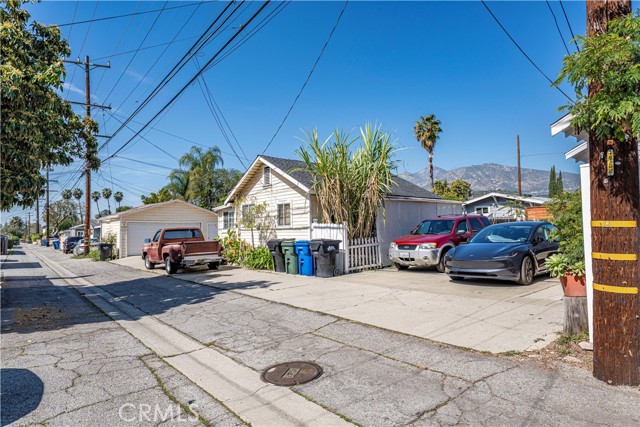 Detail Gallery Image 5 of 18 For 709 S Magnolia, Monrovia,  CA 91016 - – Beds | – Baths