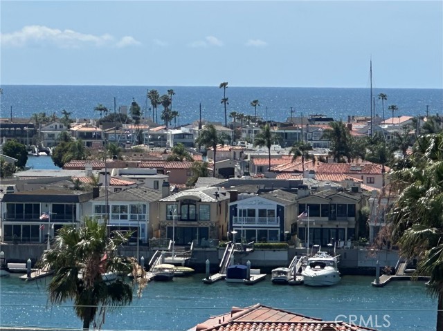 Detail Gallery Image 12 of 14 For 1221 Kings Road, Newport Beach,  CA 92663 - 3 Beds | 2 Baths