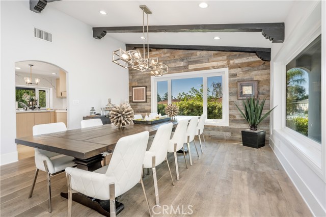 3677 Eddingham Avenue, Calabasas CA: https://media.crmls.org/medias/87938845-eaf5-470e-91d0-ad02483edcdf.jpg