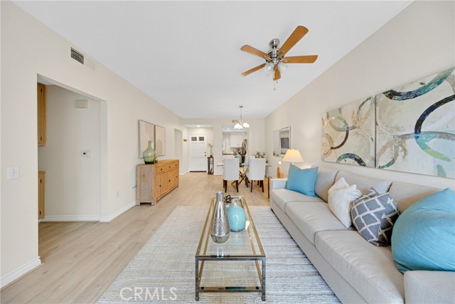 27 Timbre, Rancho Santa Margarita CA: https://media.crmls.org/medias/879487f0-13d5-4762-bc8a-1a3dcd9b5273.jpg