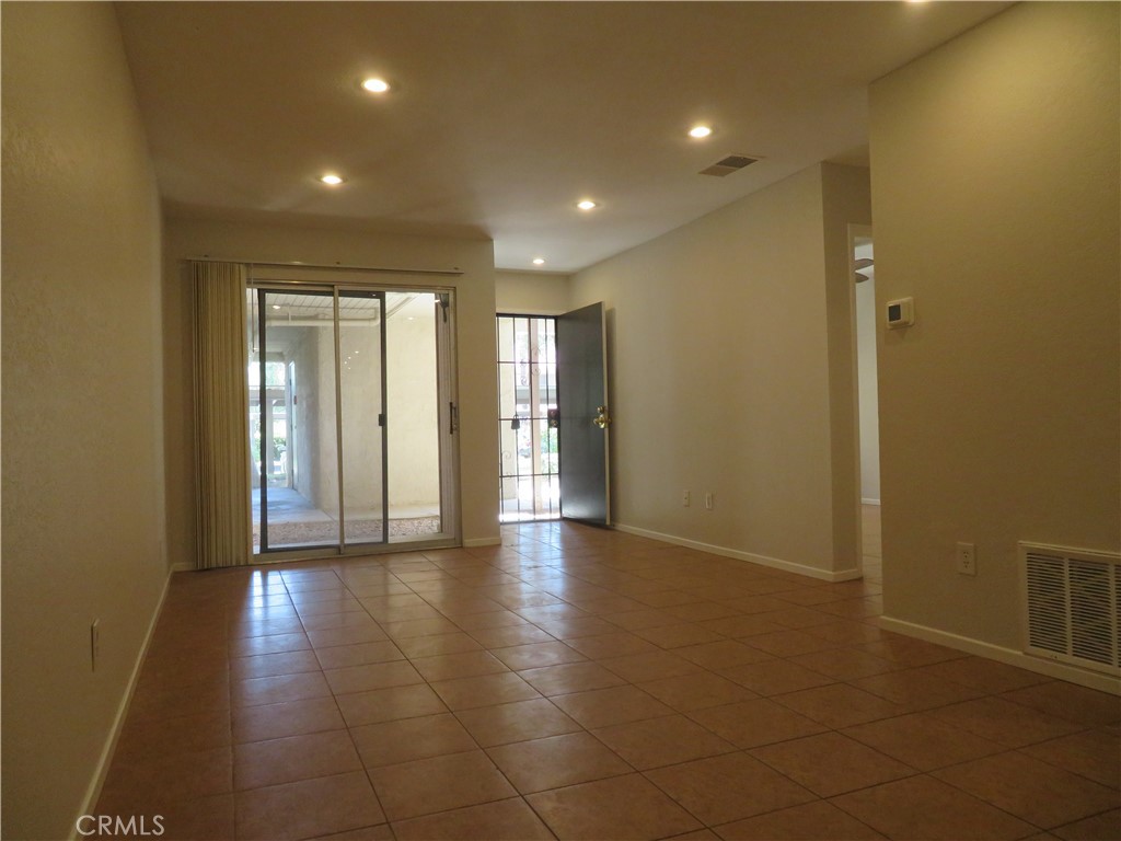MLS #IV25161760 image #9