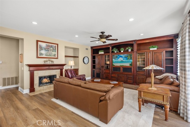 Detail Gallery Image 15 of 41 For 71 Golf Ridge Dr, Rancho Santa Margarita,  CA 92679 - 5 Beds | 4/1 Baths