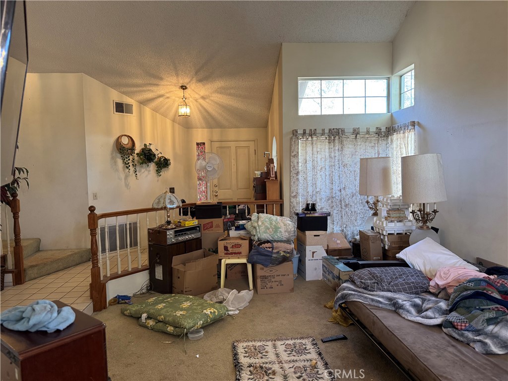 https://media.crmls.org/medias/879b1334-2023-4c7e-a1d7-242a30d78cf6.jpg?preset=X-Large