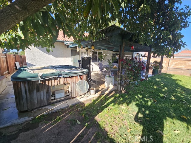 Image 13 of 35 For 27075 Rio Vista Drive