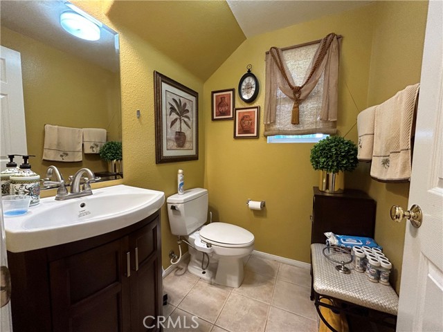 Detail Gallery Image 4 of 25 For 24702 Montevista, Valencia,  CA 91354 - 3 Beds | 2 Baths