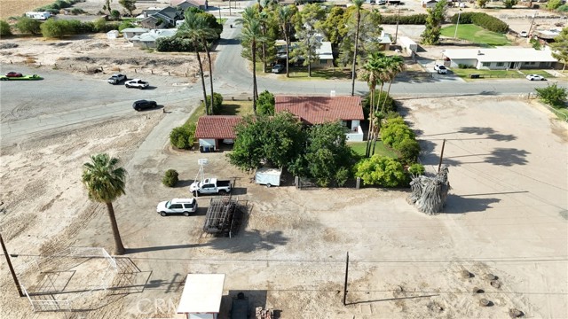 Detail Gallery Image 6 of 41 For 2153 Florence Blvd., Blythe,  CA 92225 - 4 Beds | 3 Baths