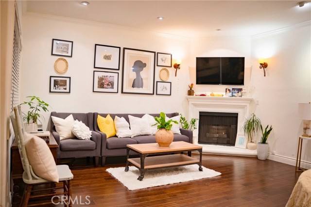 Detail Gallery Image 5 of 16 For 4128 Whitsett #101,  Studio City,  CA 91604 - 2 Beds | 2 Baths