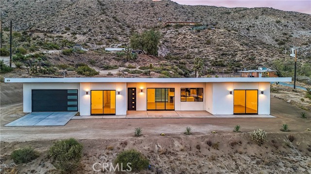 Detail Gallery Image 2 of 59 For 6879 Apache Trl, Yucca Valley,  CA 92284 - 3 Beds | 2 Baths