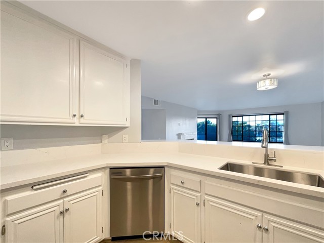 717 Island View Circle photo 7