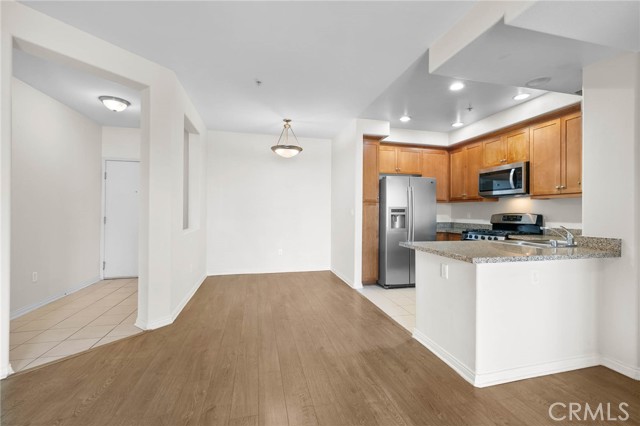 Detail Gallery Image 5 of 27 For 360 W Avenue 26 #225,  Los Angeles,  CA 90031 - 2 Beds | 2 Baths