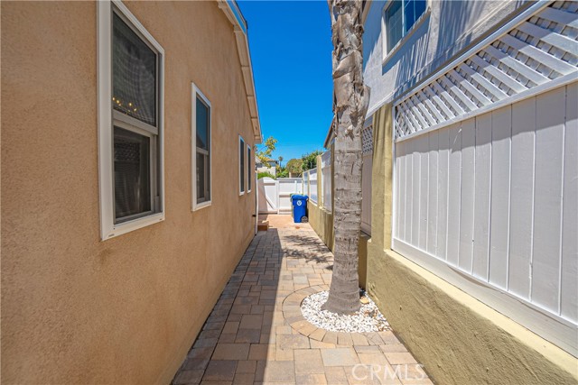 Detail Gallery Image 50 of 56 For 1130 20th St, Manhattan Beach,  CA 90266 - 3 Beds | 3 Baths