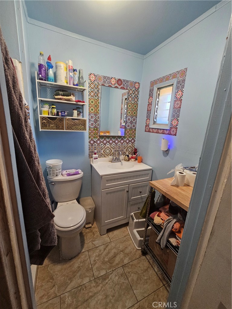 https://media.crmls.org/medias/87a14855-cb22-4364-af56-c1f8901dc01d.jpg?preset=X-Large