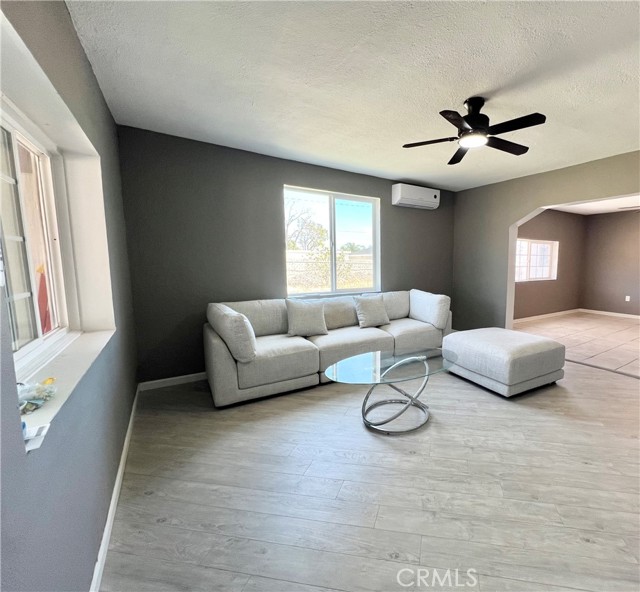 Detail Gallery Image 35 of 56 For 2527 W Third Ave, San Bernardino,  CA 92407 - – Beds | – Baths