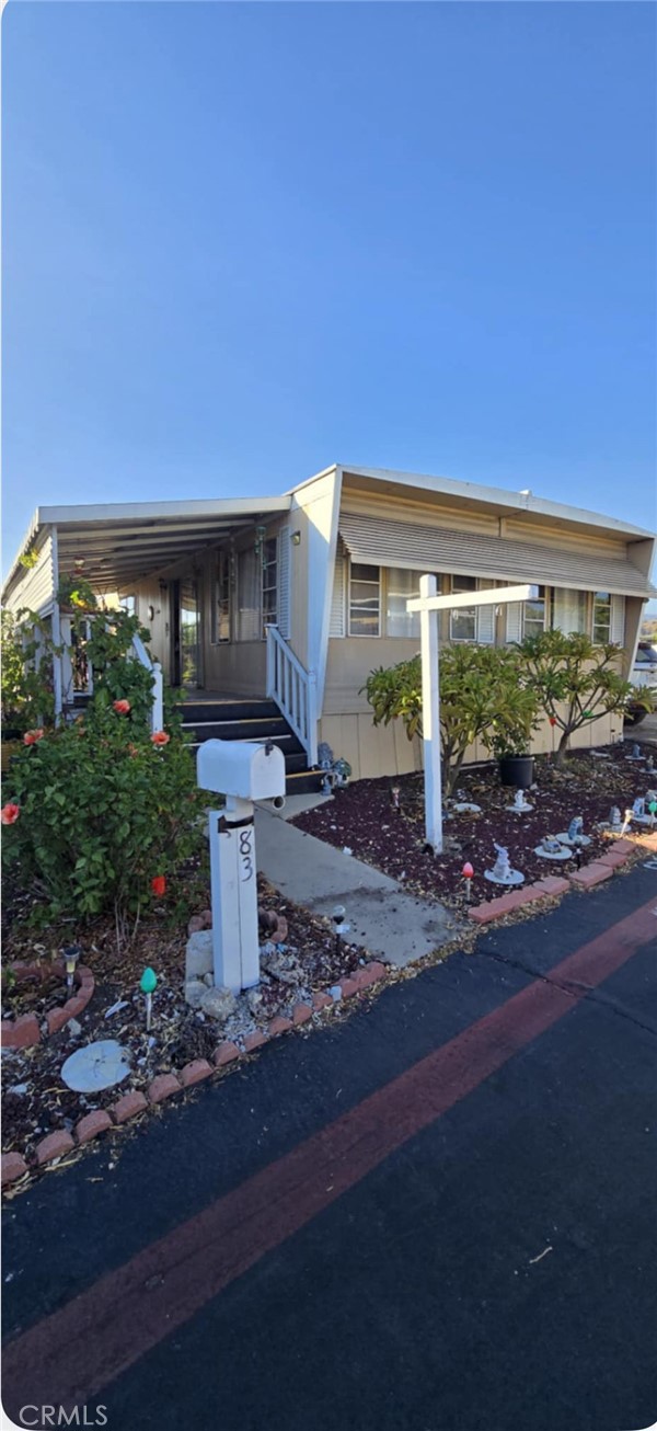 Detail Gallery Image 1 of 4 For 201 E Arrow Hwy, Glendora,  CA 91740 - 2 Beds | 2 Baths
