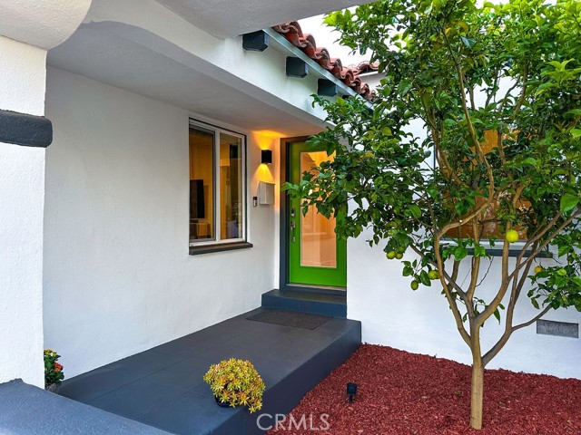Detail Gallery Image 9 of 71 For 1927 W 84th Pl, Los Angeles,  CA 90047 - 3 Beds | 2 Baths