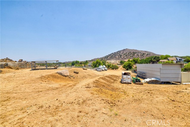 21551 Via Liago, Perris CA: https://media.crmls.org/medias/87a2f8d1-14fb-40d5-a199-5f952a4430b0.jpg