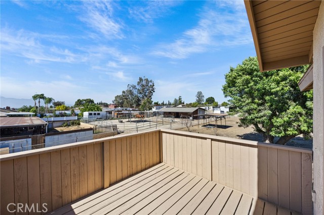 4949 California Avenue, Norco CA: https://media.crmls.org/medias/87a3520b-baa4-48a0-b417-68507a04f457.jpg