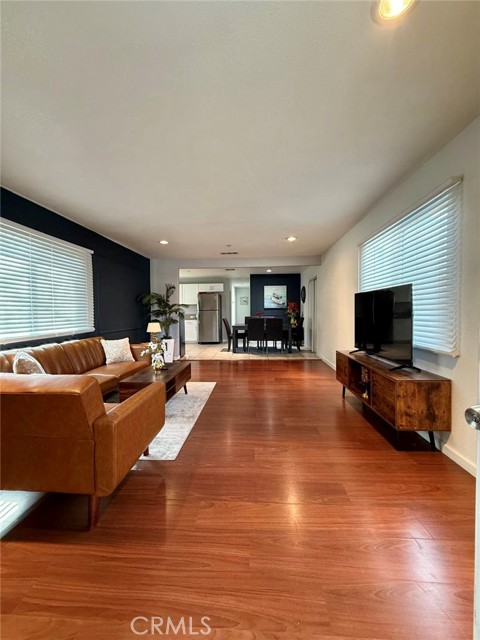 Detail Gallery Image 2 of 15 For 1163 W 7th, San Bernardino,  CA 92411 - 3 Beds | 2 Baths