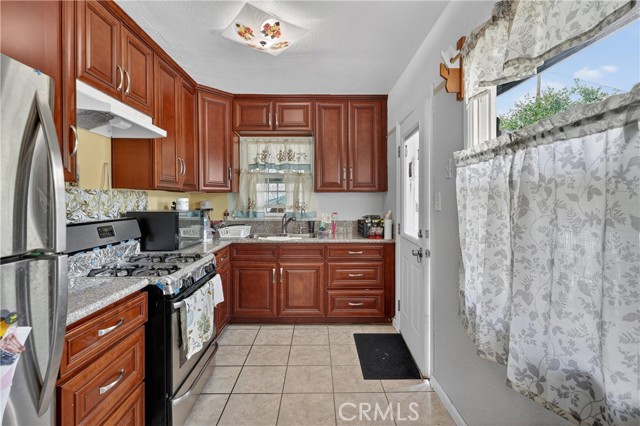 Detail Gallery Image 7 of 18 For 778 Wilson, San Bernardino,  CA 92411 - 2 Beds | 1 Baths