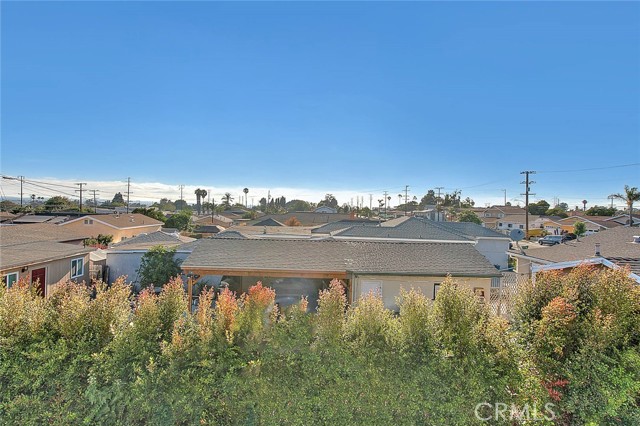 1516 121st Street, Los Angeles CA: https://media.crmls.org/medias/87a49df8-cf6d-4d3a-8687-84fa49311edb.jpg