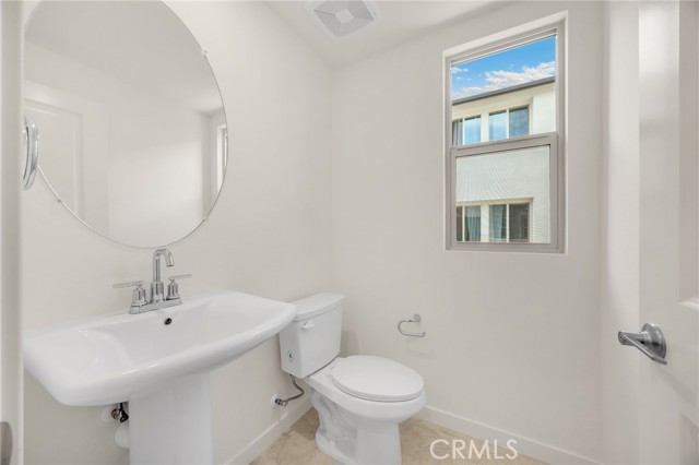 Detail Gallery Image 18 of 51 For 1954 Avenida Del Sol, Placentia,  CA 92870 - 1 Beds | 1/1 Baths