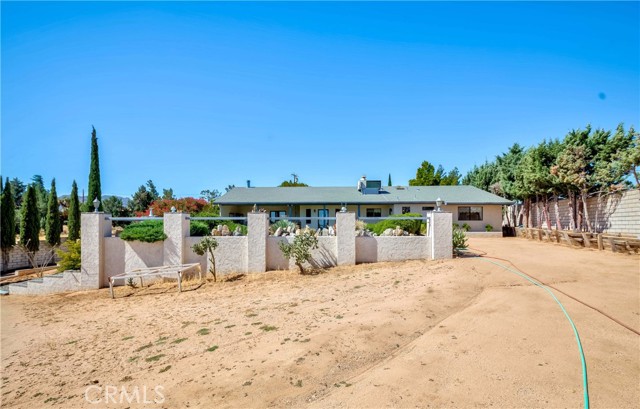 18767 Niles Drive, Hesperia, California 92345, 3 Bedrooms Bedrooms, ,2 BathroomsBathrooms,Single Family Residence,For Sale,Niles,PW24130576