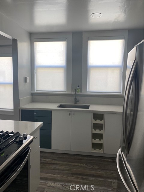 Detail Gallery Image 7 of 22 For 4345 Burns Ave, Los Angeles,  CA 90029 - 2 Beds | 2 Baths