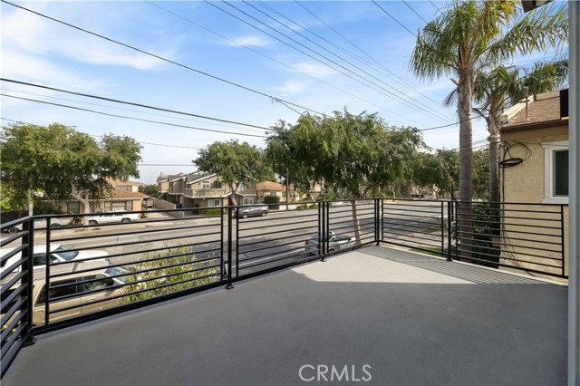 Detail Gallery Image 28 of 43 For 2018 Grant Ave a,  Redondo Beach,  CA 90278 - 4 Beds | 5 Baths