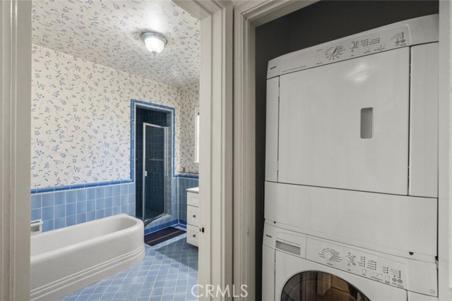 Detail Gallery Image 11 of 54 For 1815 Las Flores Dr, Glendale,  CA 91207 - 4 Beds | 3 Baths