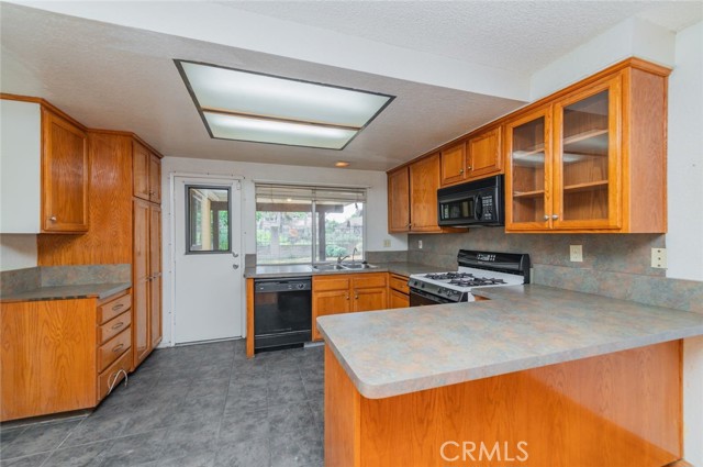 Detail Gallery Image 7 of 24 For 3523 Patricia, West Covina,  CA 91792 - 3 Beds | 2 Baths