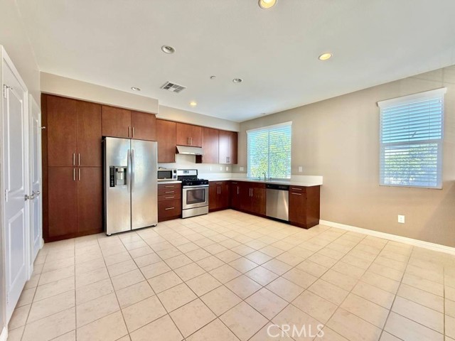 11821 E Solana Place, Cerritos CA: https://media.crmls.org/medias/87a78723-0fde-4342-9786-6bf391c60c1e.jpg