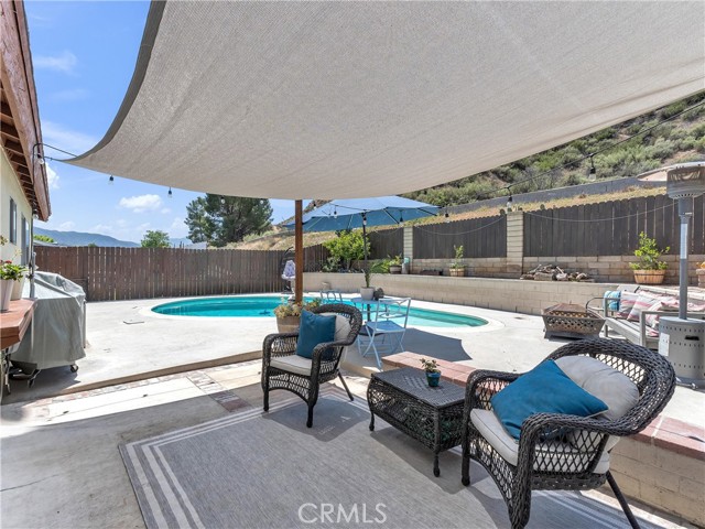 Detail Gallery Image 18 of 26 For 29351 Abelia Rd, Canyon Country,  CA 91387 - 3 Beds | 2 Baths