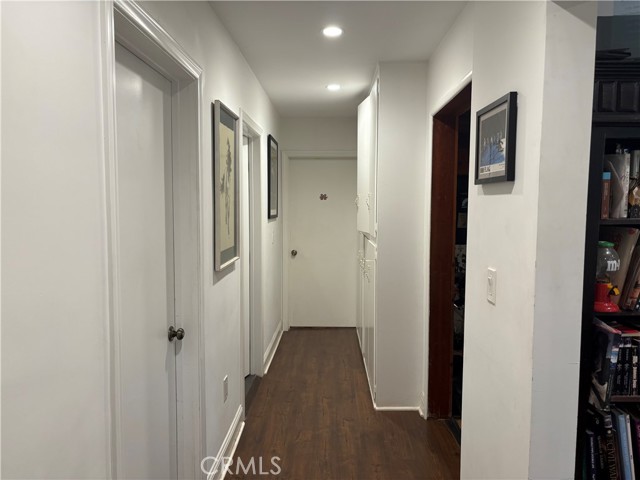 12917 Gladstone photo 6