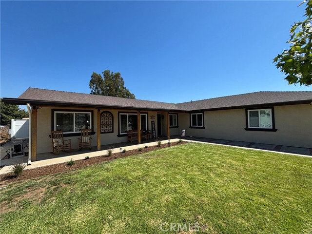 Detail Gallery Image 1 of 2 For 4921 Bluff St, Norco,  CA 92860 - 3 Beds | 2 Baths