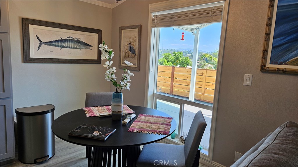 350 El Camino Real - photo 5