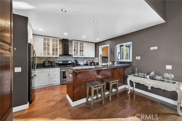 Detail Gallery Image 18 of 69 For 3890 Forbell Pl, Fallbrook,  CA 92028 - 3 Beds | 2/1 Baths