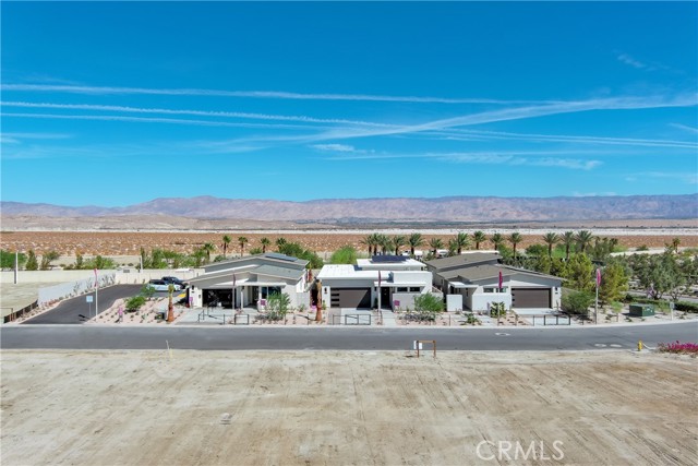 Detail Gallery Image 10 of 29 For 296 Mustang Ln, Palm Springs,  CA 92262 - 3 Beds | 3/1 Baths