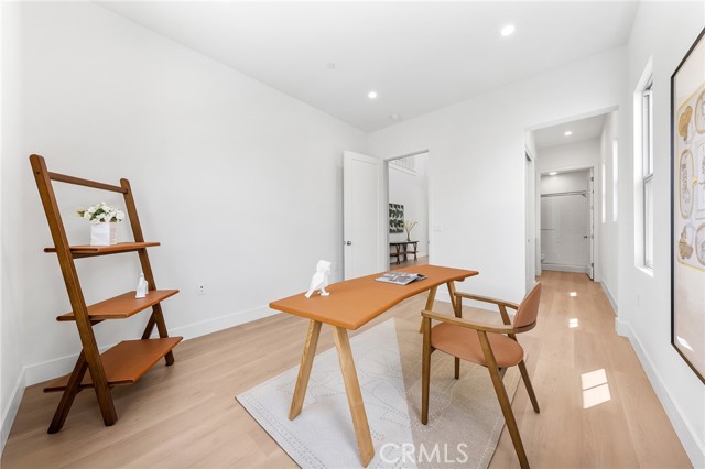 118 Sunnybank, Irvine CA: https://media.crmls.org/medias/87abe719-3ed8-4c19-8a44-5a0aa75e3a00.jpg