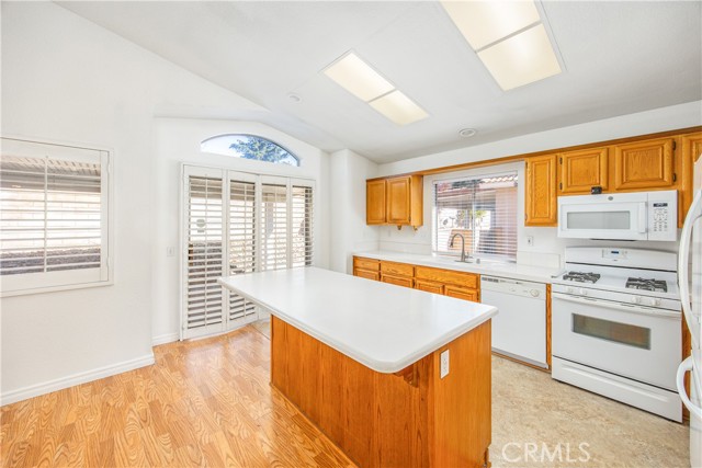 10650 Bel Air Drive, Cherry Valley CA: https://media.crmls.org/medias/87ad2d72-1ca0-4c24-8806-3da6369f4ccb.jpg