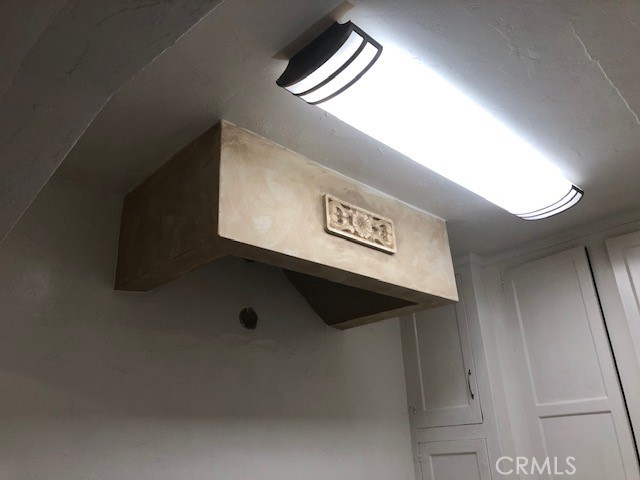 https://media.crmls.org/medias/87ade65d-b360-45e3-b657-673abaccf6ec.jpg?preset=X-Large