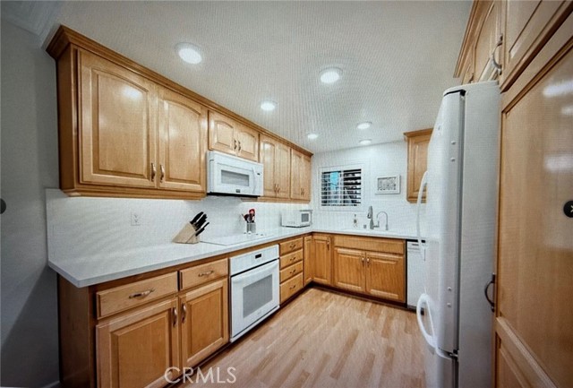 Detail Gallery Image 6 of 14 For 3273 San Amadeo a,  Laguna Woods,  CA 92637 - 2 Beds | 2 Baths