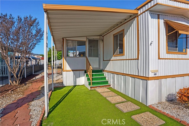 Detail Gallery Image 2 of 39 For 31750 Machado #74,  Lake Elsinore,  CA 92530 - 2 Beds | 2 Baths