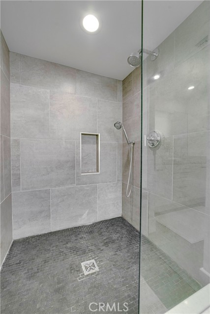 Detail Gallery Image 35 of 65 For 608 Heliotrope, Corona Del Mar,  CA 92625 - 4 Beds | 4 Baths