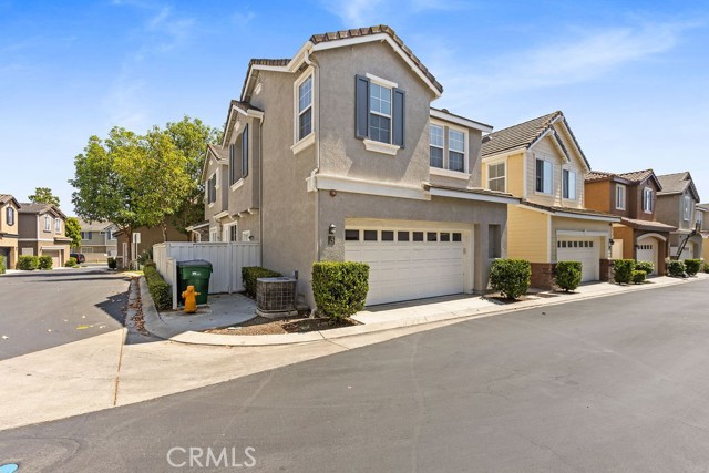 15 Keystone Drive, Ladera Ranch CA: https://media.crmls.org/medias/87aff36e-0e2d-4b9a-a5fb-e7e8ec6d11b8.jpg
