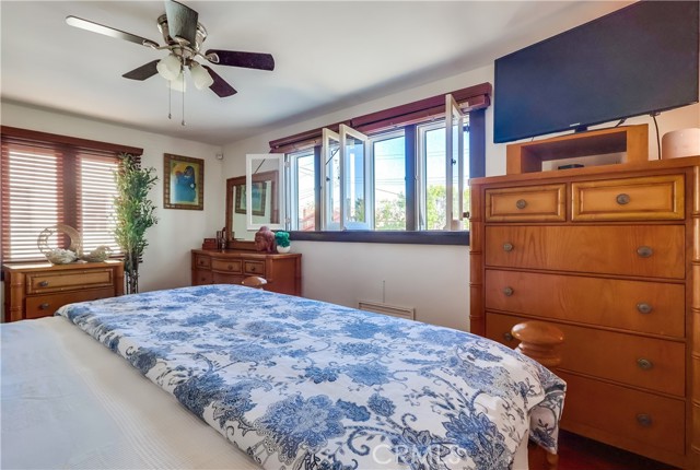 Detail Gallery Image 36 of 74 For 2815 E 5th St, Long Beach,  CA 90814 - 3 Beds | 2 Baths
