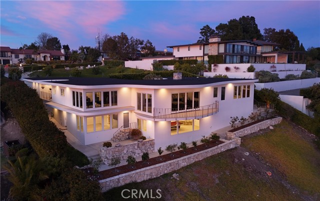 43 Oceanaire Drive, Rancho Palos Verdes CA: https://media.crmls.org/medias/87b05ff2-77cf-4660-857e-98c83e78aae1.jpg