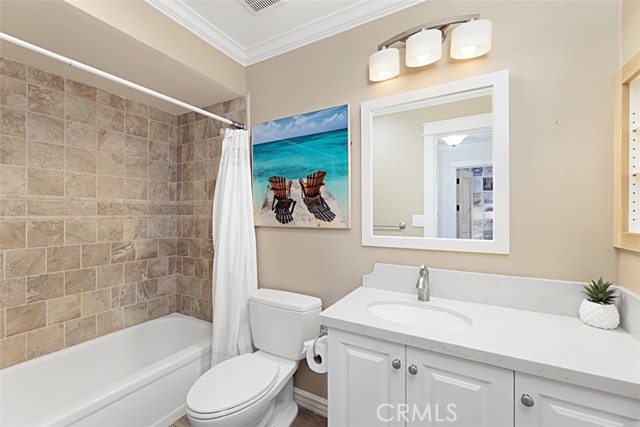 Detail Gallery Image 21 of 28 For 3525 Roselle Ave, Oceanside,  CA 92056 - 3 Beds | 2/1 Baths