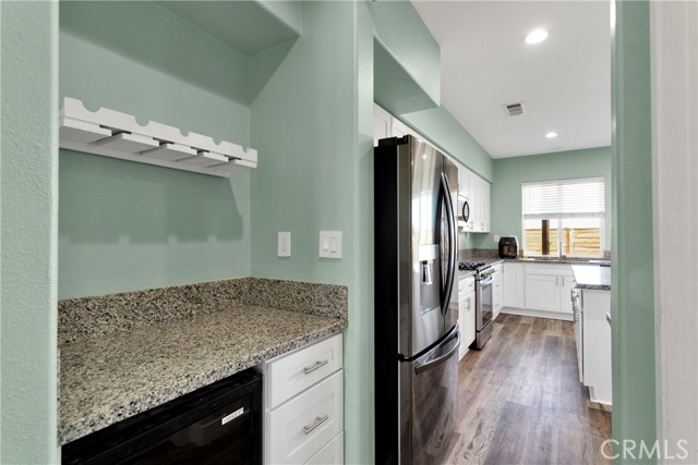 Detail Gallery Image 17 of 50 For 10933 Admirals Bay St, Victorville,  CA 92392 - 5 Beds | 4/1 Baths