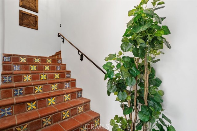 6373 W 6TH Street, Los Angeles CA: https://media.crmls.org/medias/87b1592c-e9af-4e68-a3f6-2ea20796bc80.jpg